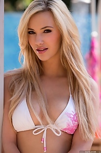 Sophia Knight Blonde Bikini Babe